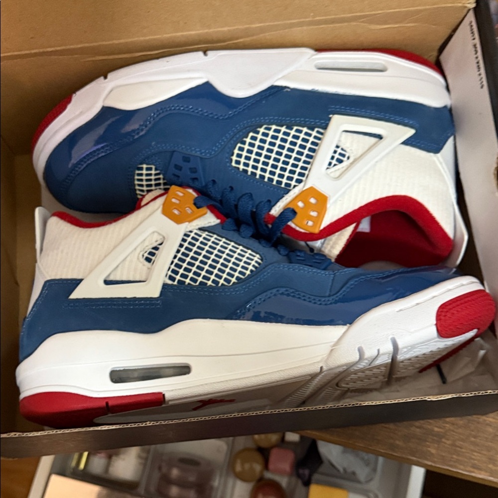 NEW Jordan 4 Retro “Messy Room” size 7Y / 8 Women Kids Blue and Red Sneaker